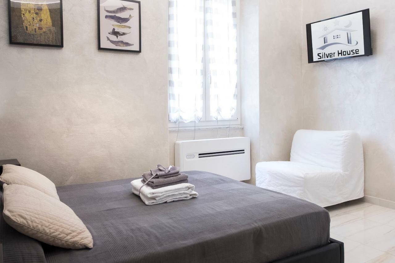 Pensión Silver House 3*